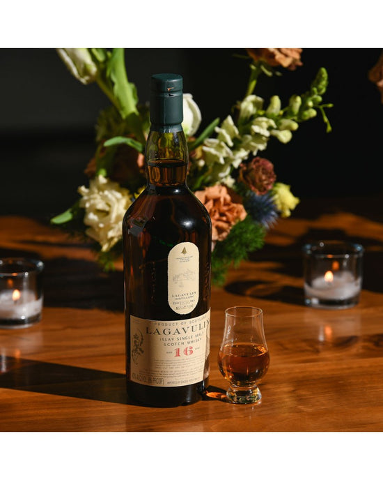 Lagavulin 16 Años